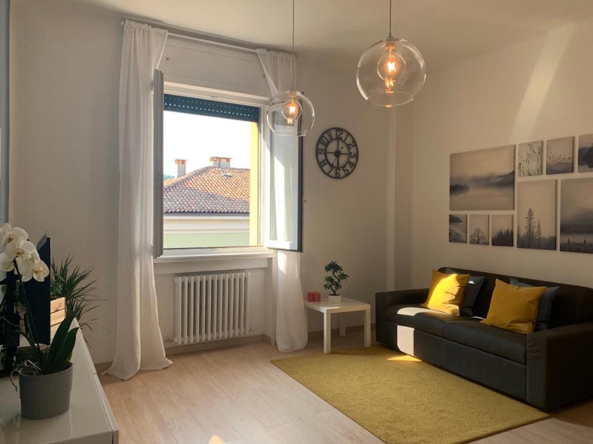 Camozzi Central Apartment Bergamo Exteriör bild